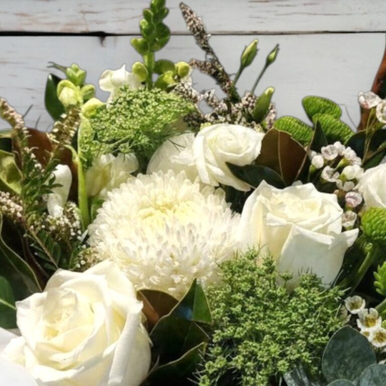 Seasonal posy box made at Flower Daise in Ferntree Gully